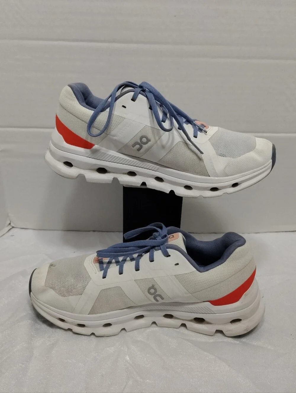 On Cloud Cloudrunner, Women # 9 US , Running Shoes